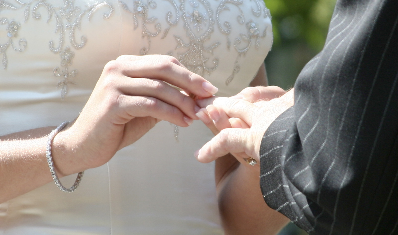 Picture your wedding in a countryside setting